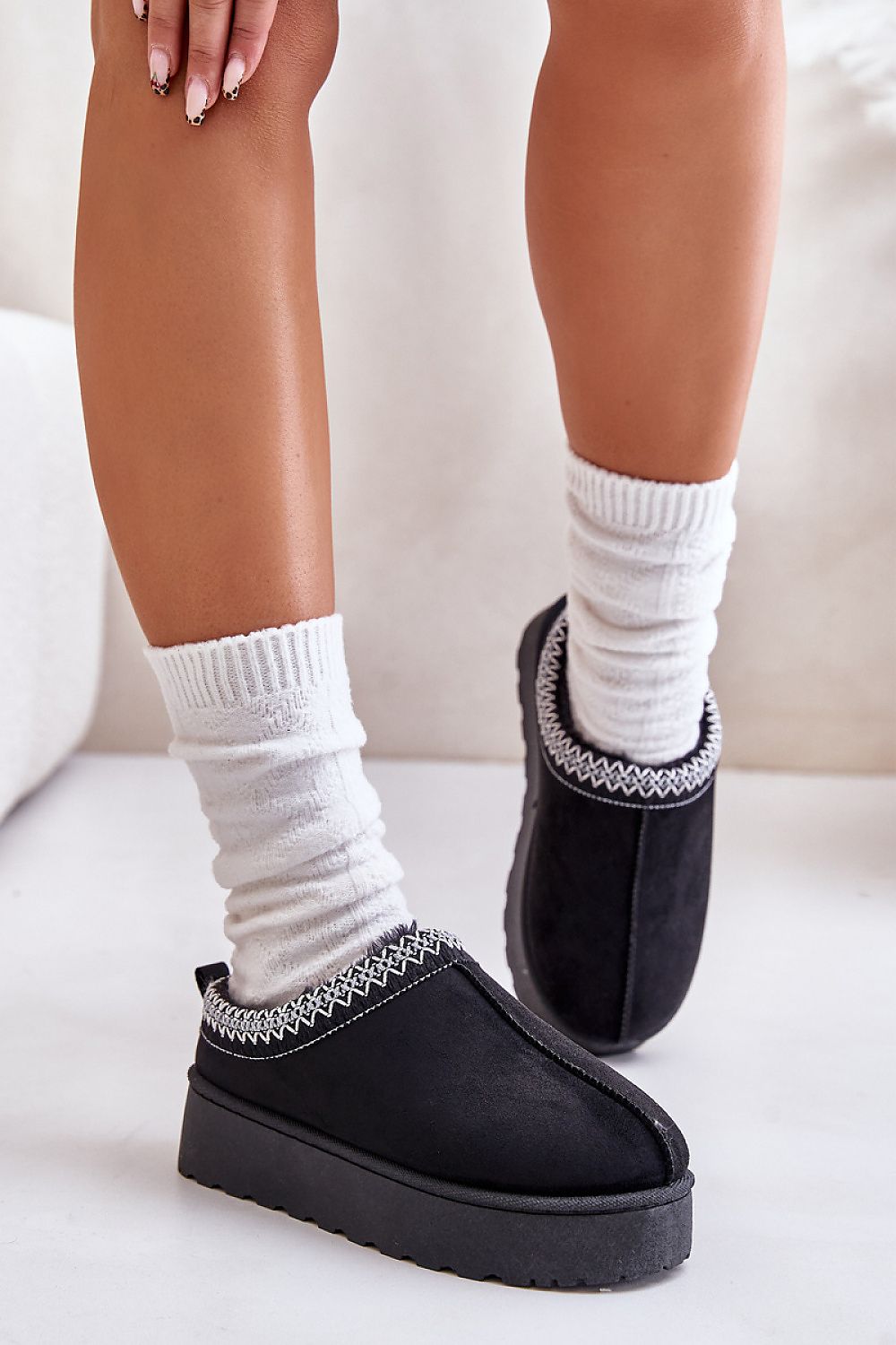 Snow boots model 202204 Step in style