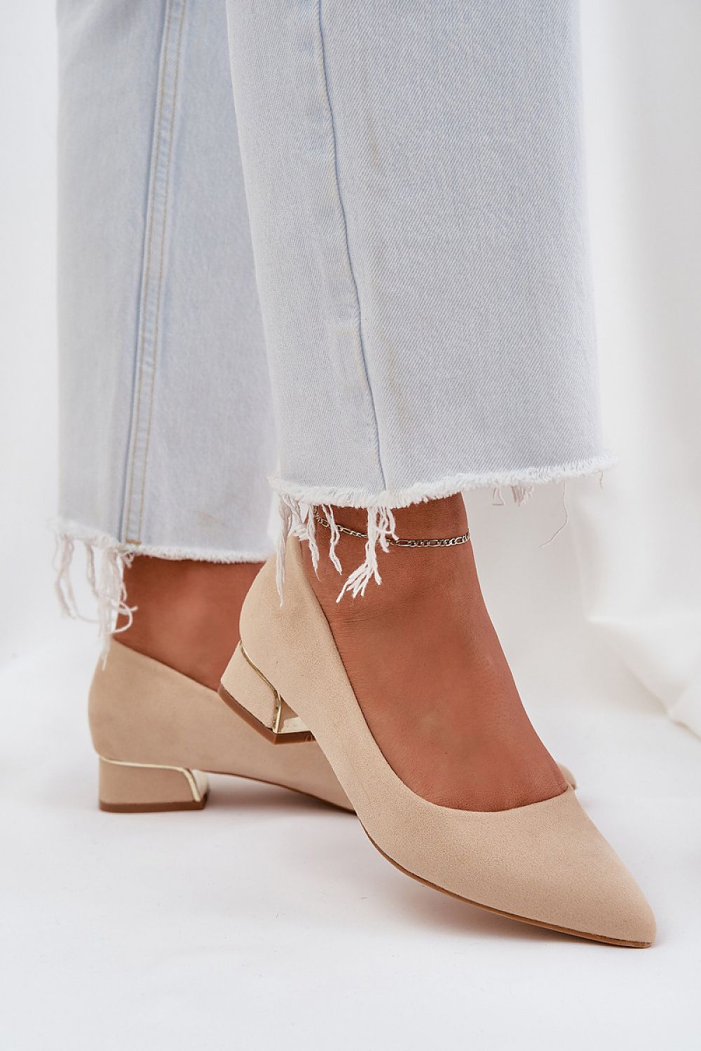 Heel pumps model 208446 Step in style