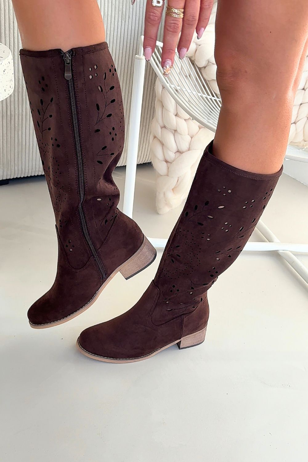 Open-work Boots model 222525 Step in style