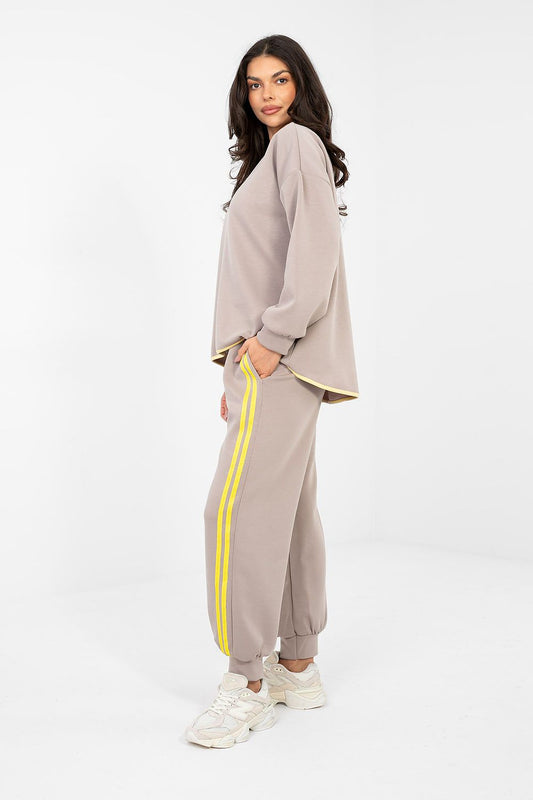 Set model 224610 Rue Paris