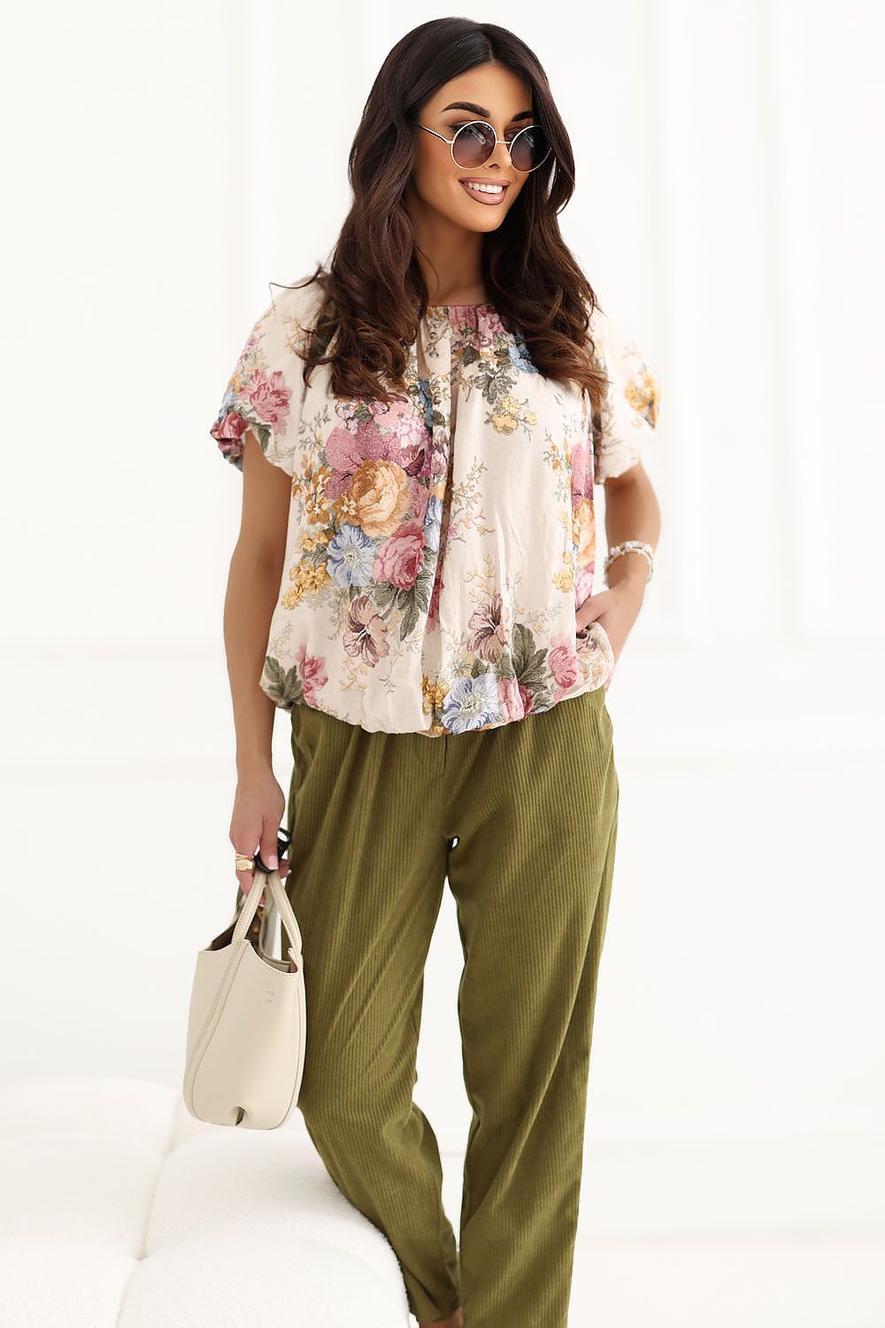 Blouse model 228431 Italy Moda