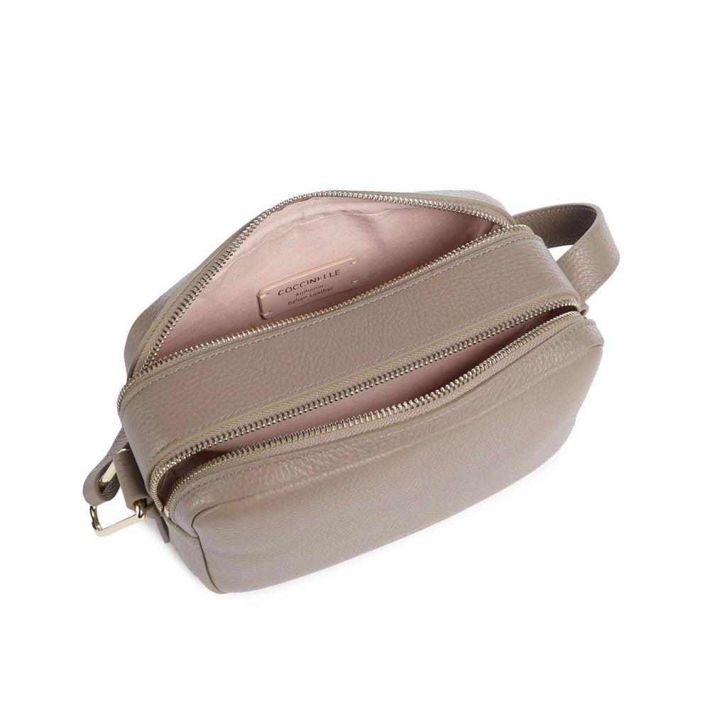 COCCINELLE E1R1K150101 BAGS