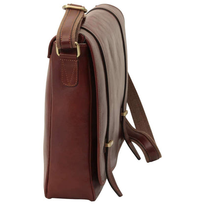 Large Leather Bag With Magnetic Closure - Brown