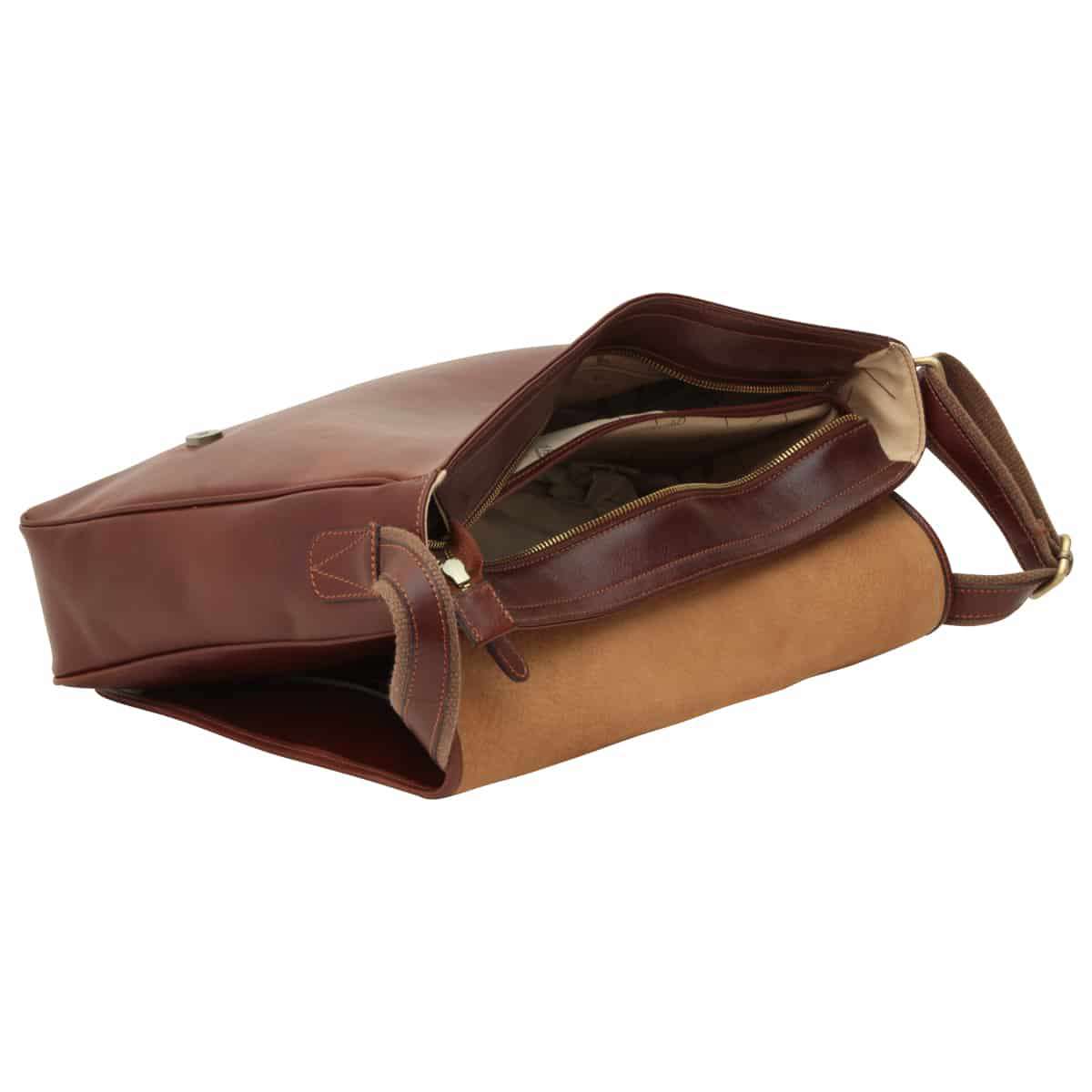 Large Leather Bag With Magnetic Closure - Brown