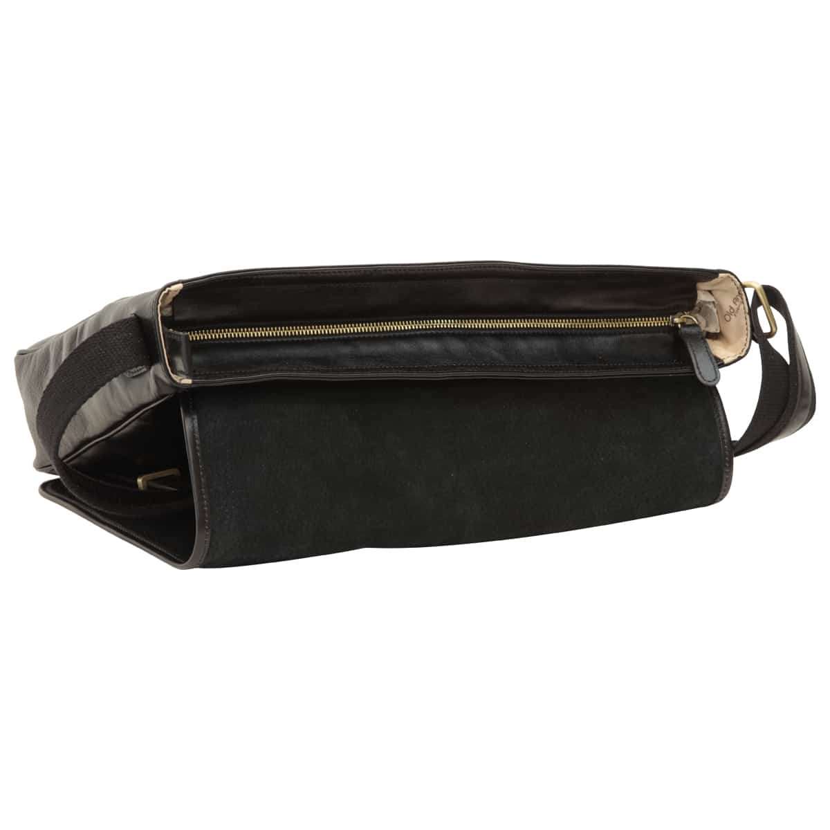 Large Leather Bag With Magnetic Closure - Black