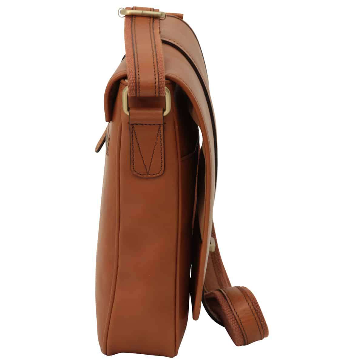 Small Leather Bag With Magnetic Closure - Brown Colonial