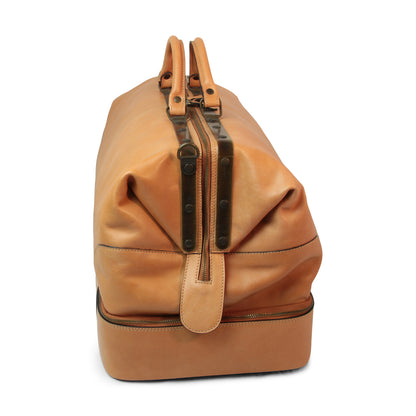 Leather Travel Bag With Zipped Opening Bottom - Colonial