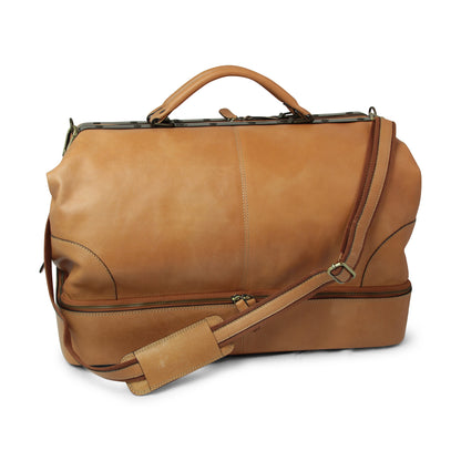 Leather Travel Bag With Zipped Opening Bottom - Colonial