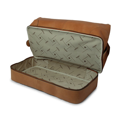 Leather Travel Bag With Zipped Opening Bottom - Colonial