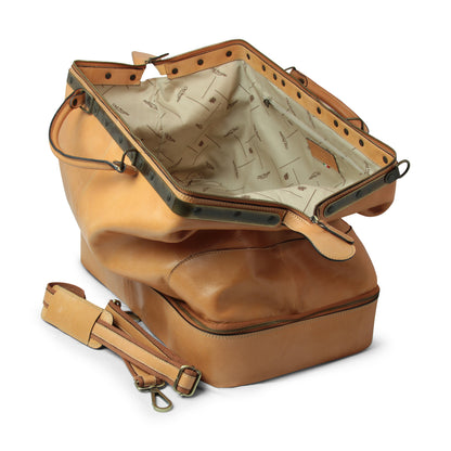 Leather Travel Bag With Zipped Opening Bottom - Colonial