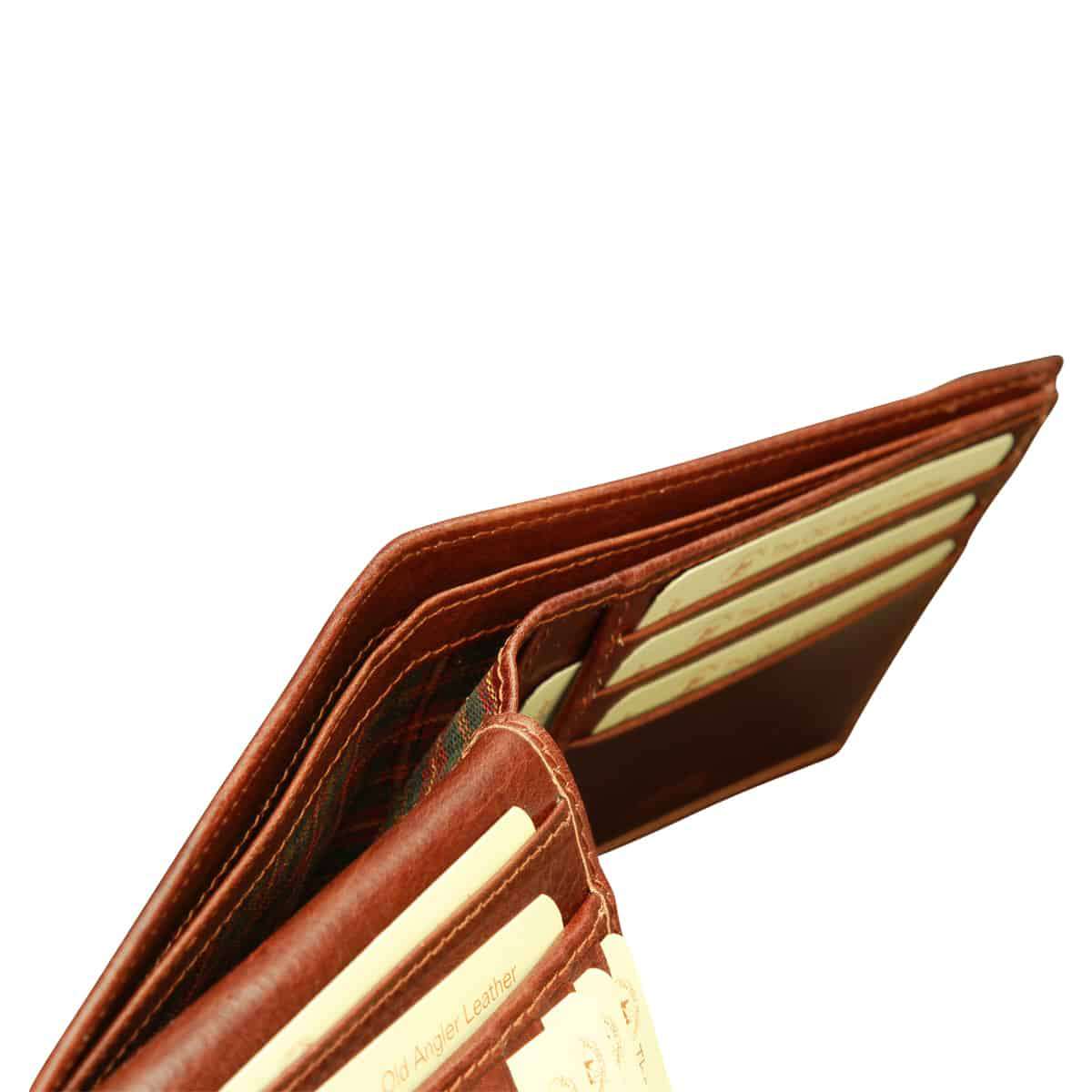 Cowhide Leather Bifold Wallet With Rfid Blocking Technology - Brown