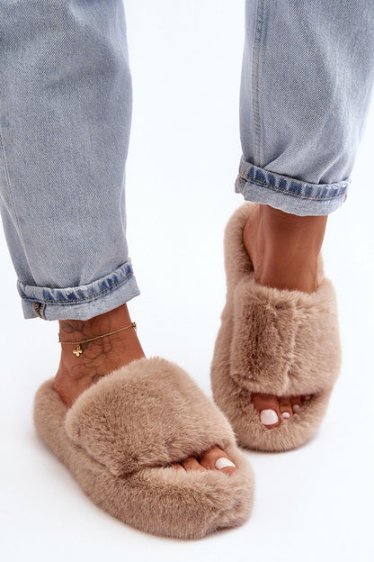  Slippers model 190672 Step in style 