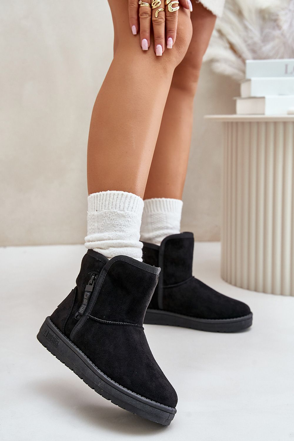  Snow boots model 202207 Step in style 