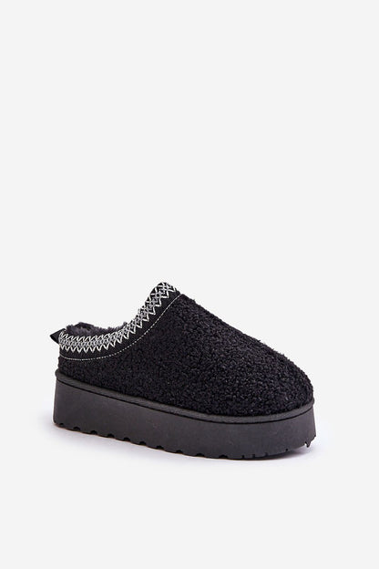  Snow boots model 202213 Step in style 