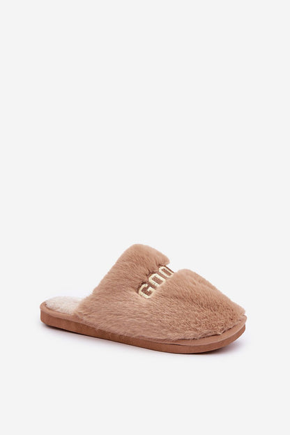 Slippers model 204941 Step in style 