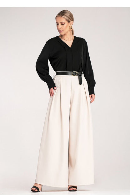  Women trousers model 214927 Figl 