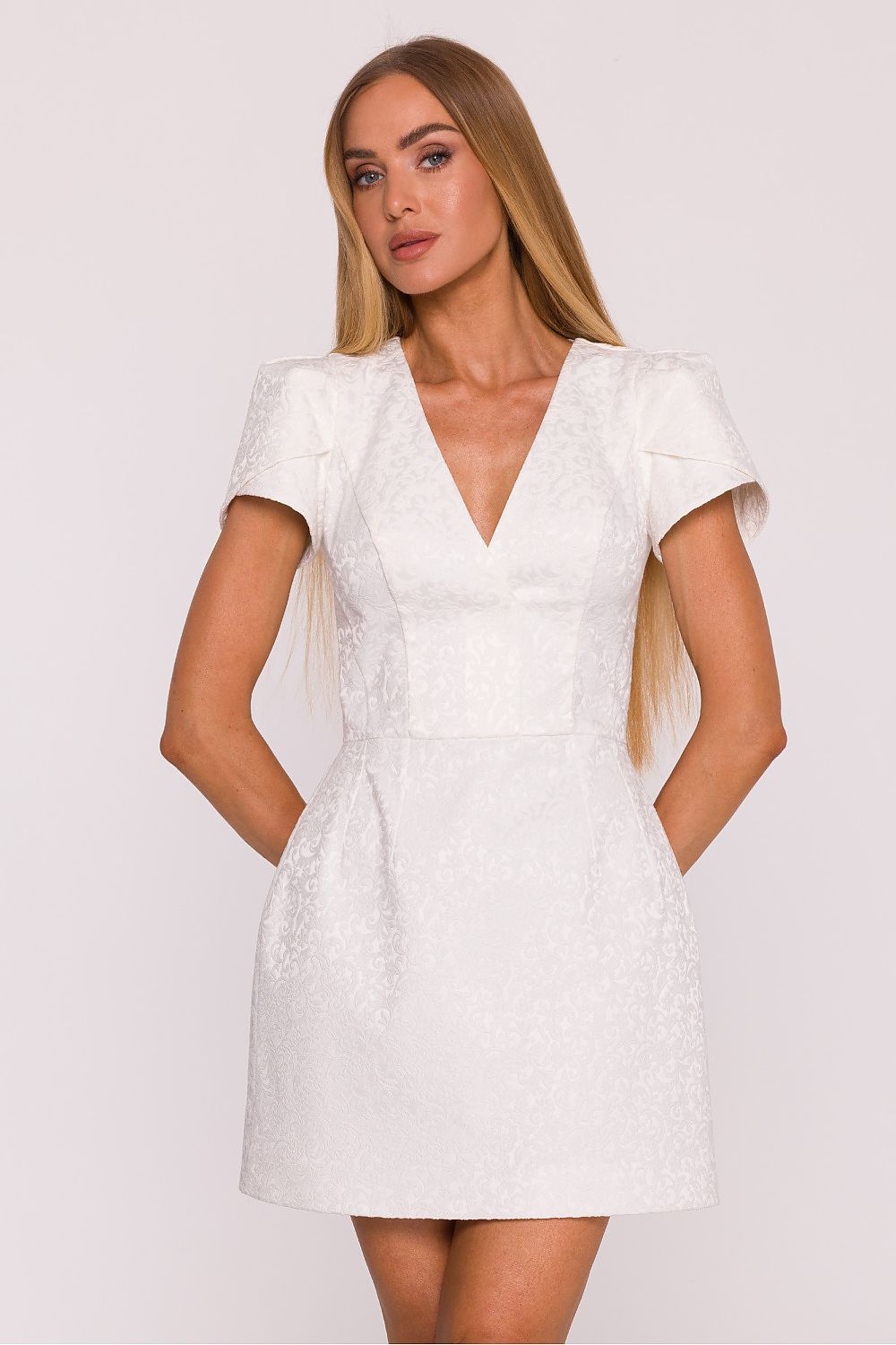  Cocktail dress model 216603 Moe 