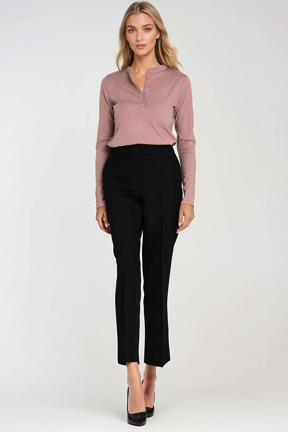  Women trousers model 217600 Nife 