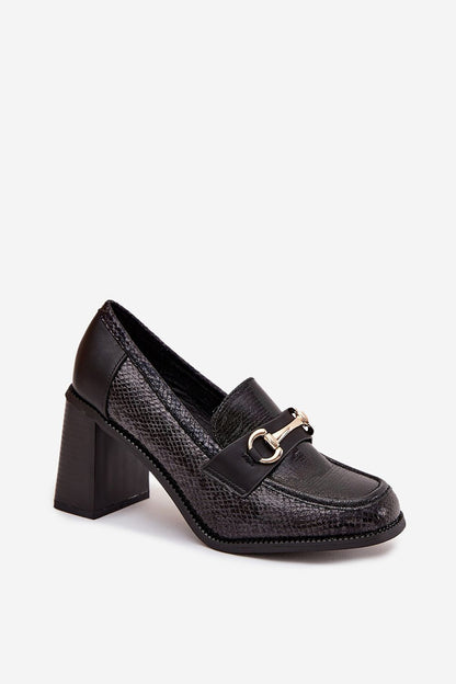  Heeled low shoes model 217846 Step in style 