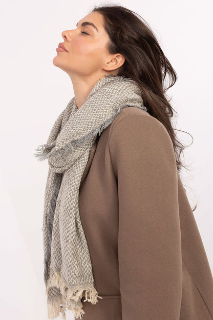 Shawl model 219616 AT 
