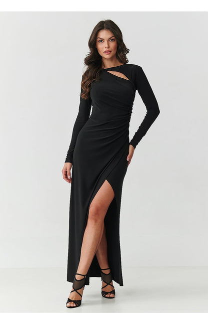  Long dress model 220425 Makadamia 