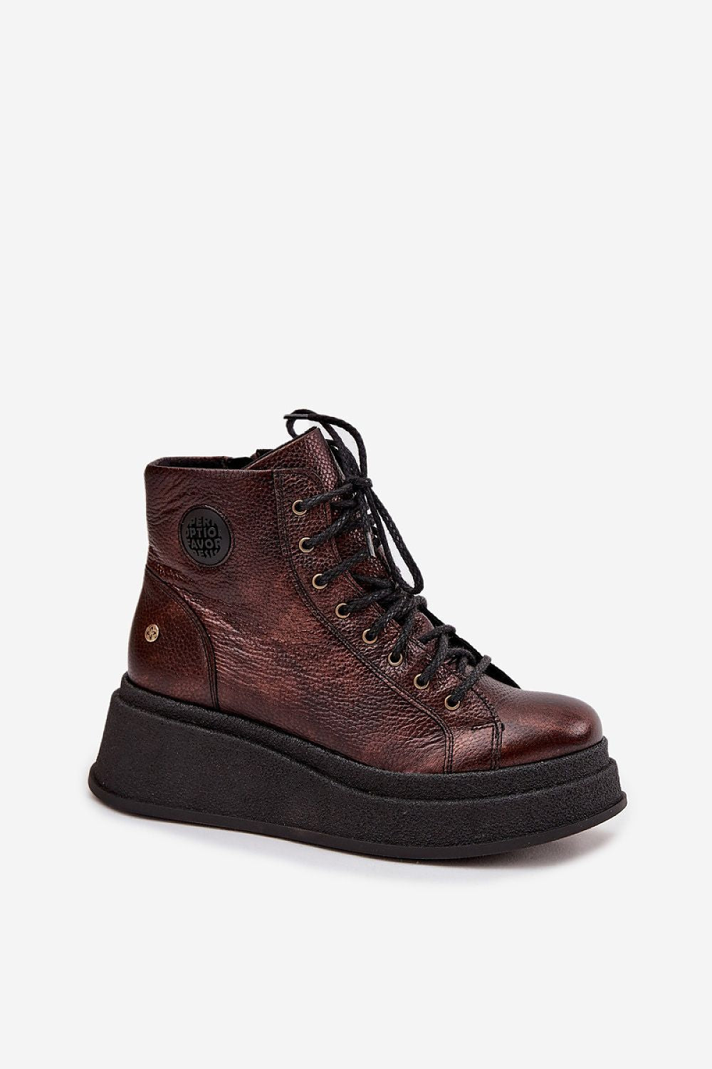  Platform boots model 220500 Step in style 