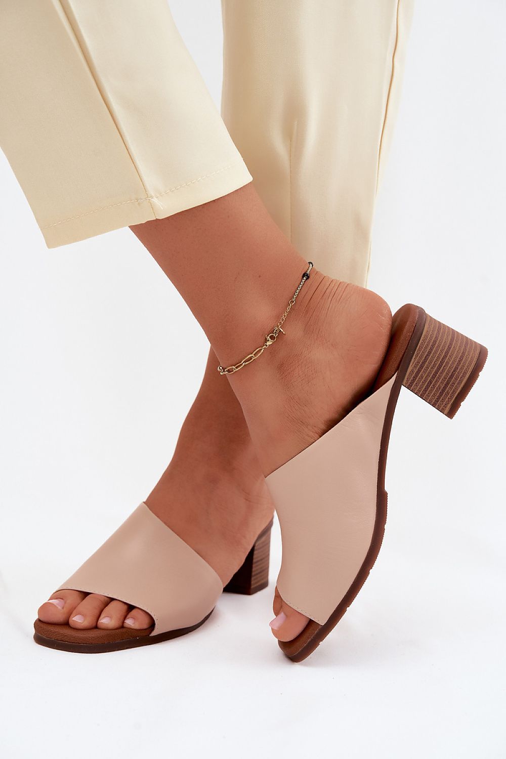  Heeled sandals model 227930 Step in style 
