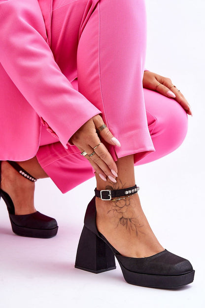  Platform pumps model 181838 Step in style 