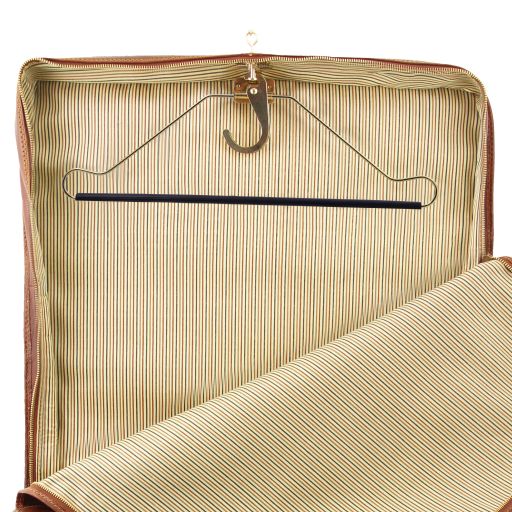 Replacement hanger for garment bags