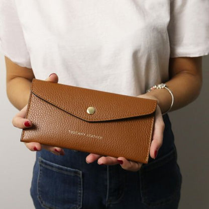 Leather envelope wallet