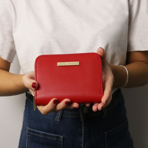 Leda - Exclusive zip around leather wallet