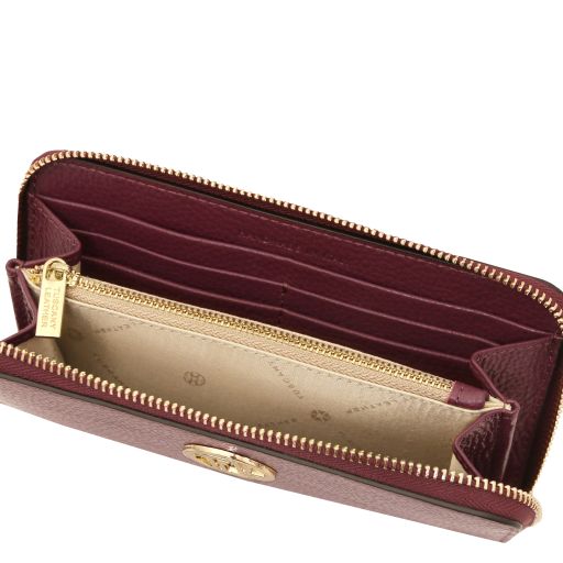 Financier - Exclusive zip around leather wallet
